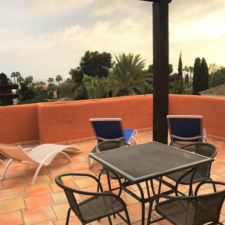 Apartments El Paraiso Beach Estepona Bagian luar foto