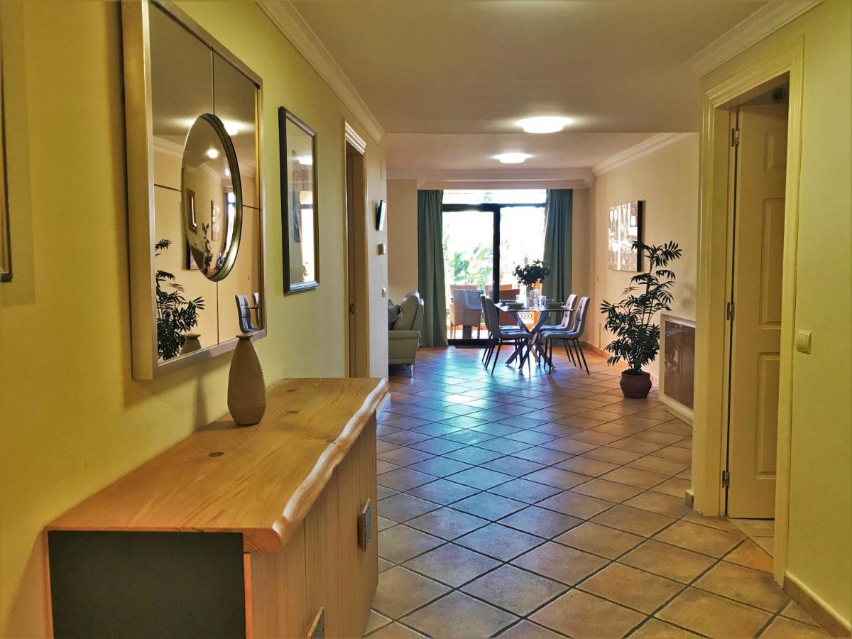 Apartments El Paraiso Beach Estepona Bagian luar foto
